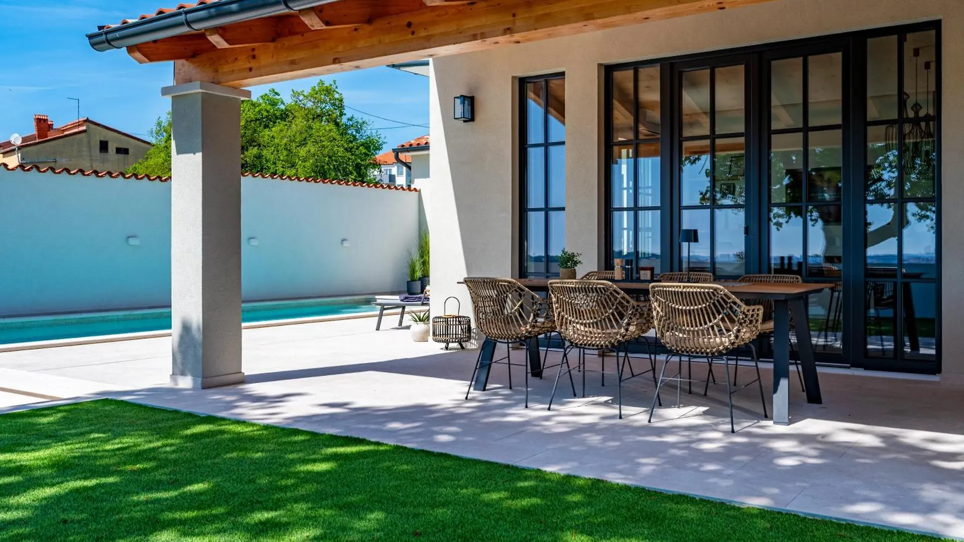 Villa Vista - New Entry 2025 Pula 0*,