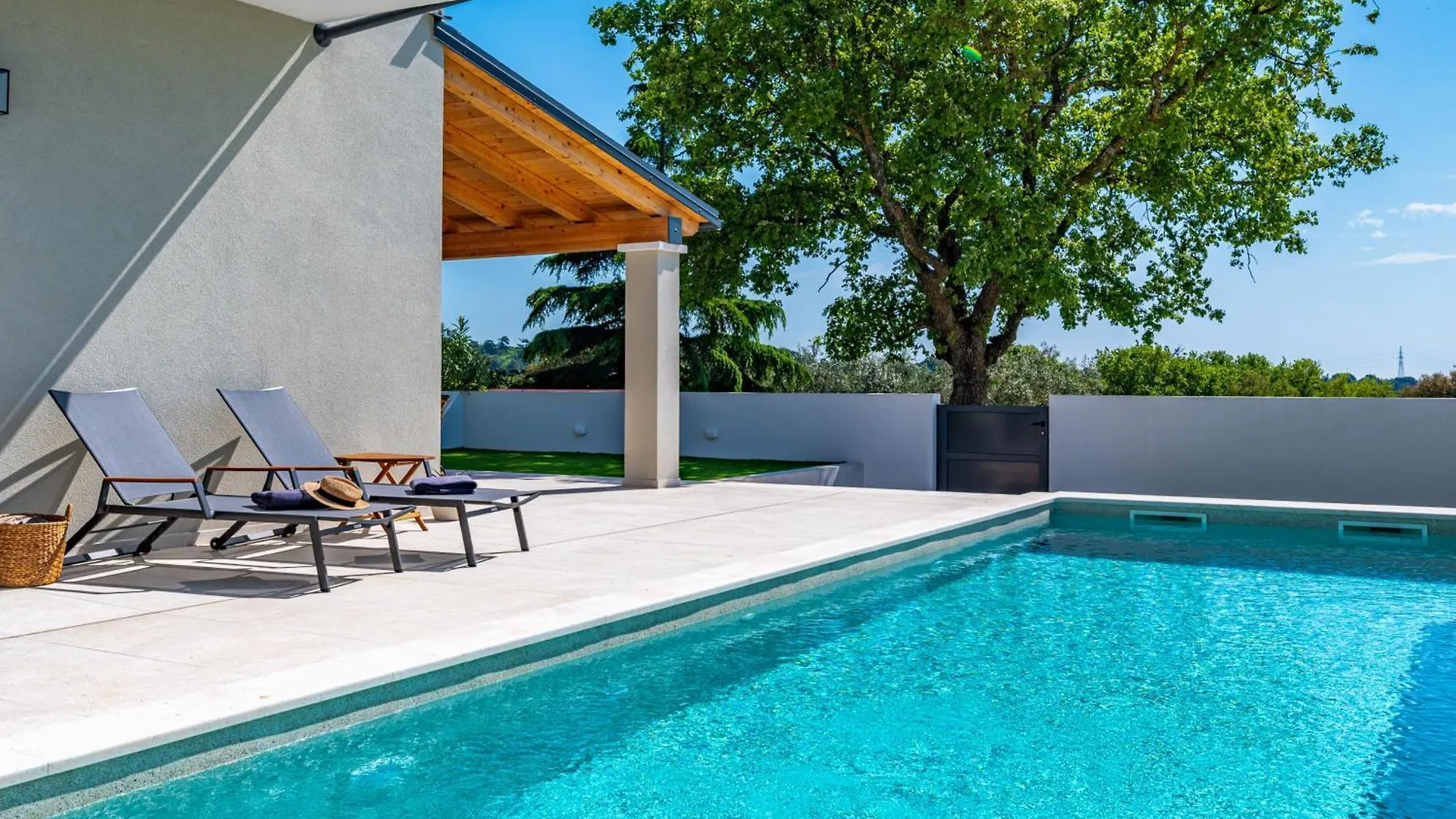 Villa Vista - New Entry 2025 Pula