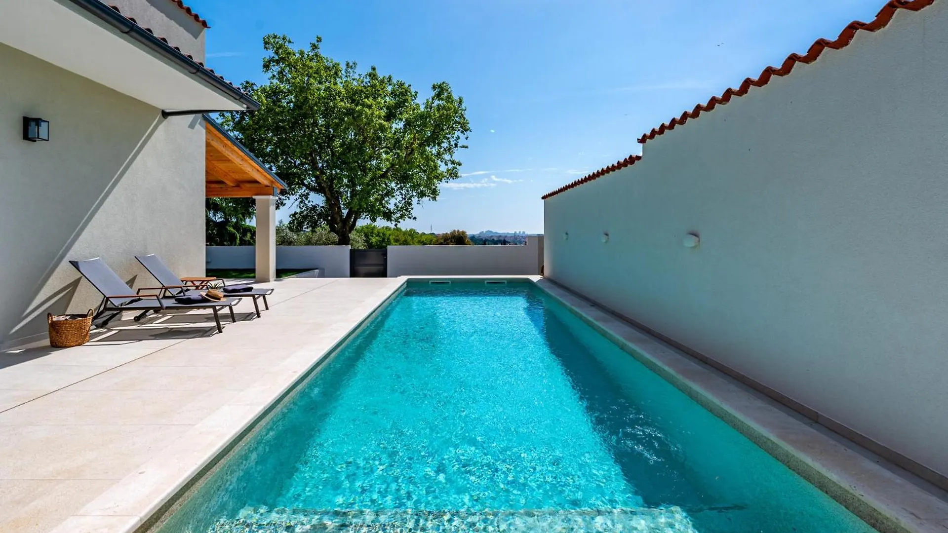 Villa Vista - New Entry 2025 Pula