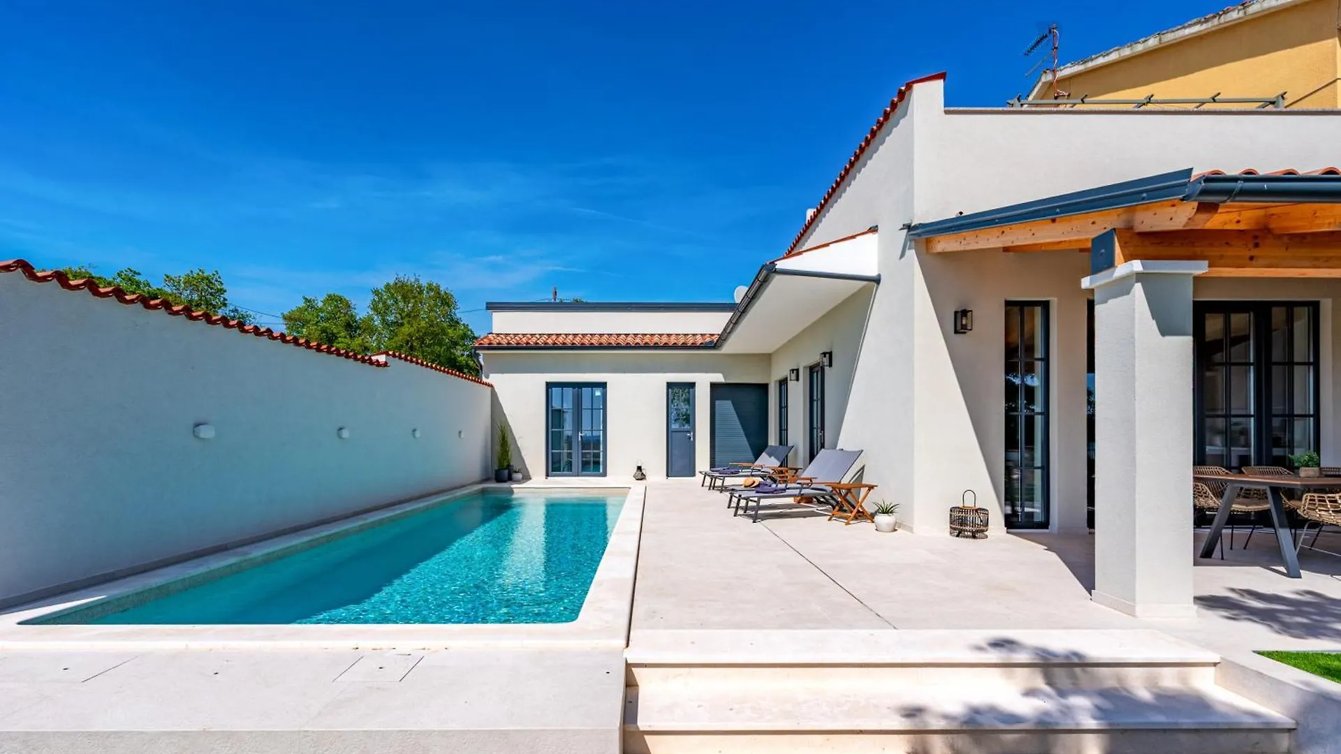 Villa Vista - New Entry 2025 Pula